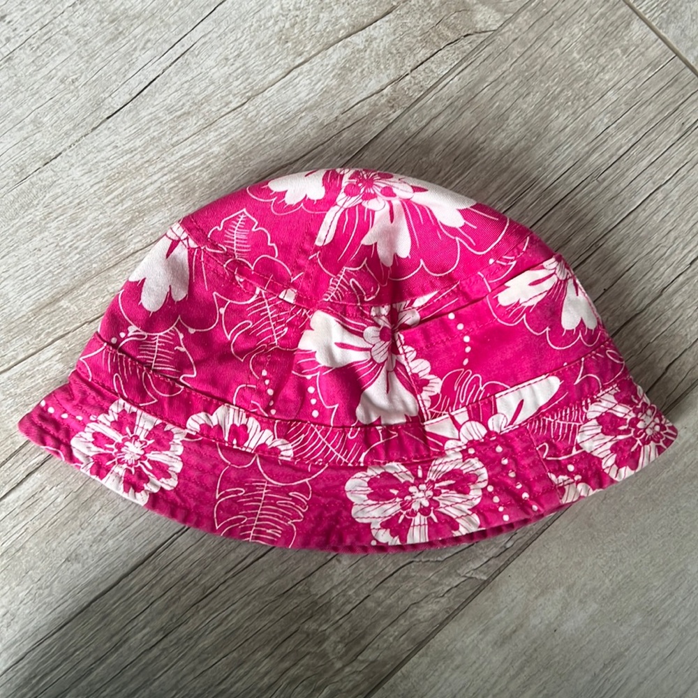 PINK FLOWER BUCKET HAT🤍💓